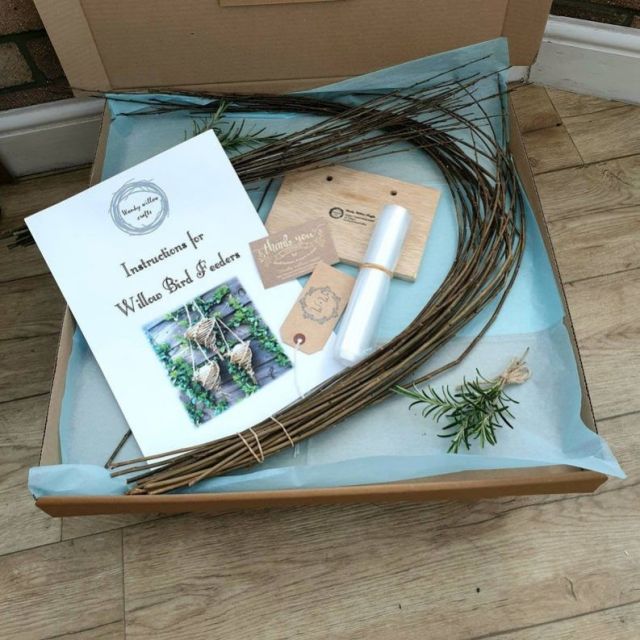 willow craft kit /make your own bird feeder